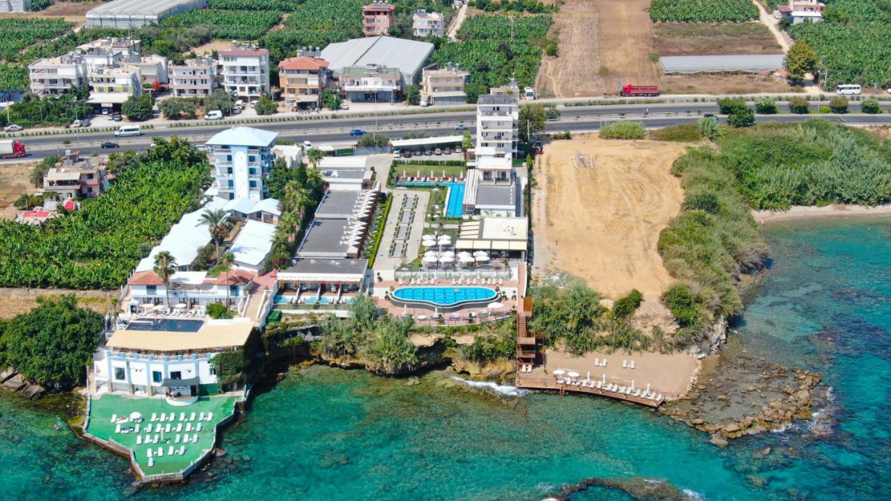 אלאניה Feniks Hotel מראה חיצוני תמונה
