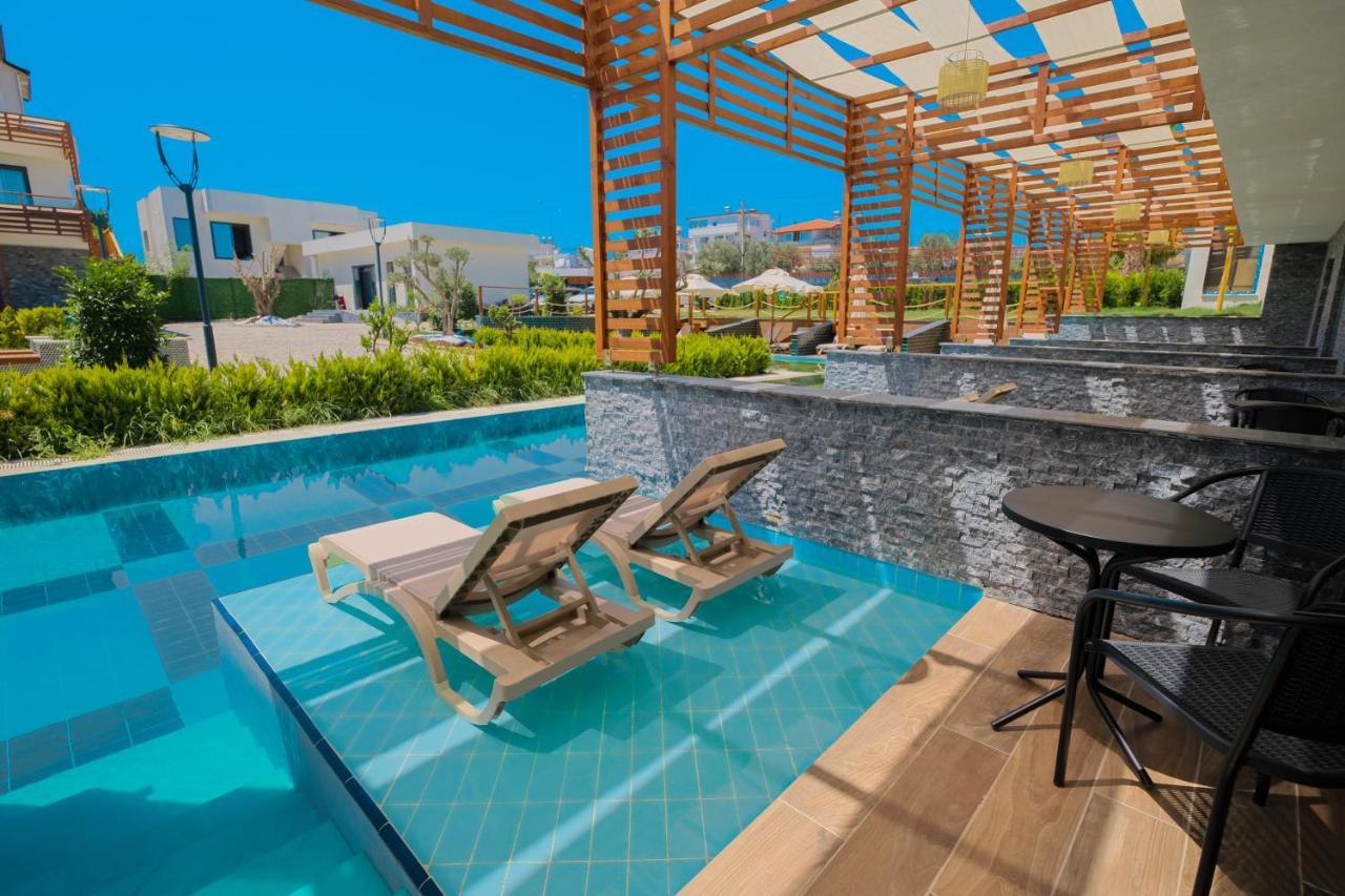 אלאניה Feniks Hotel מראה חיצוני תמונה