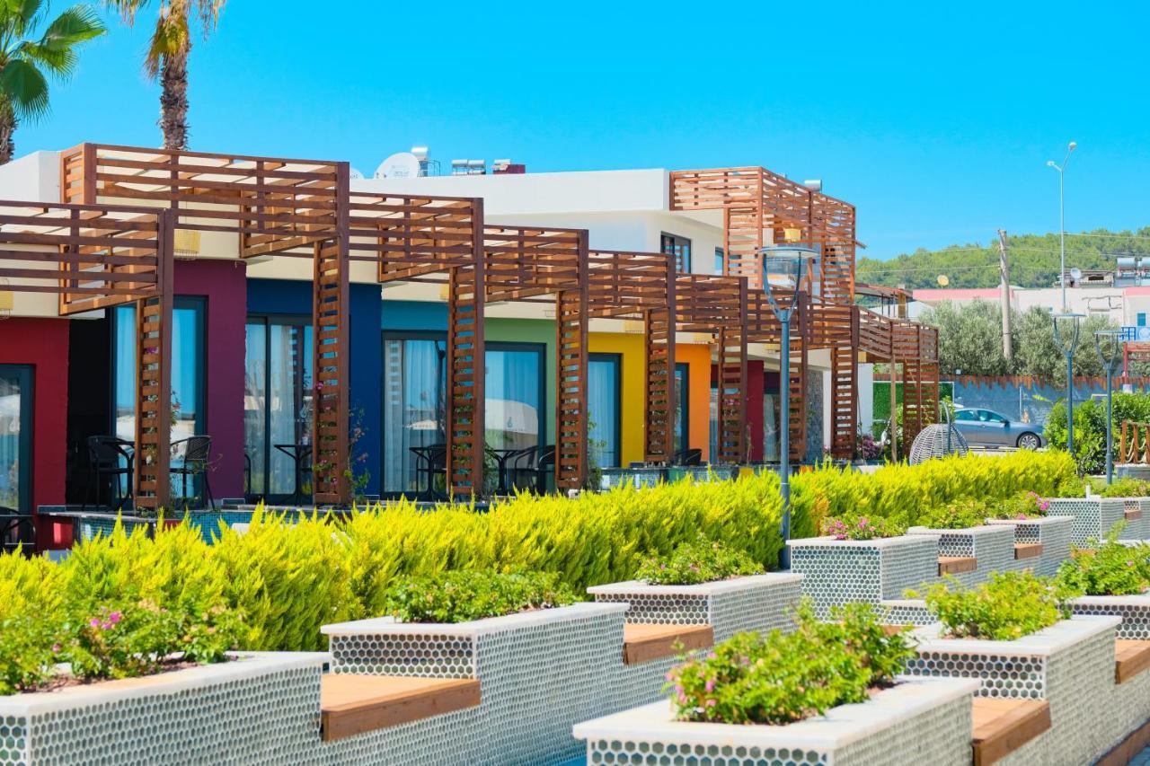 אלאניה Feniks Hotel מראה חיצוני תמונה