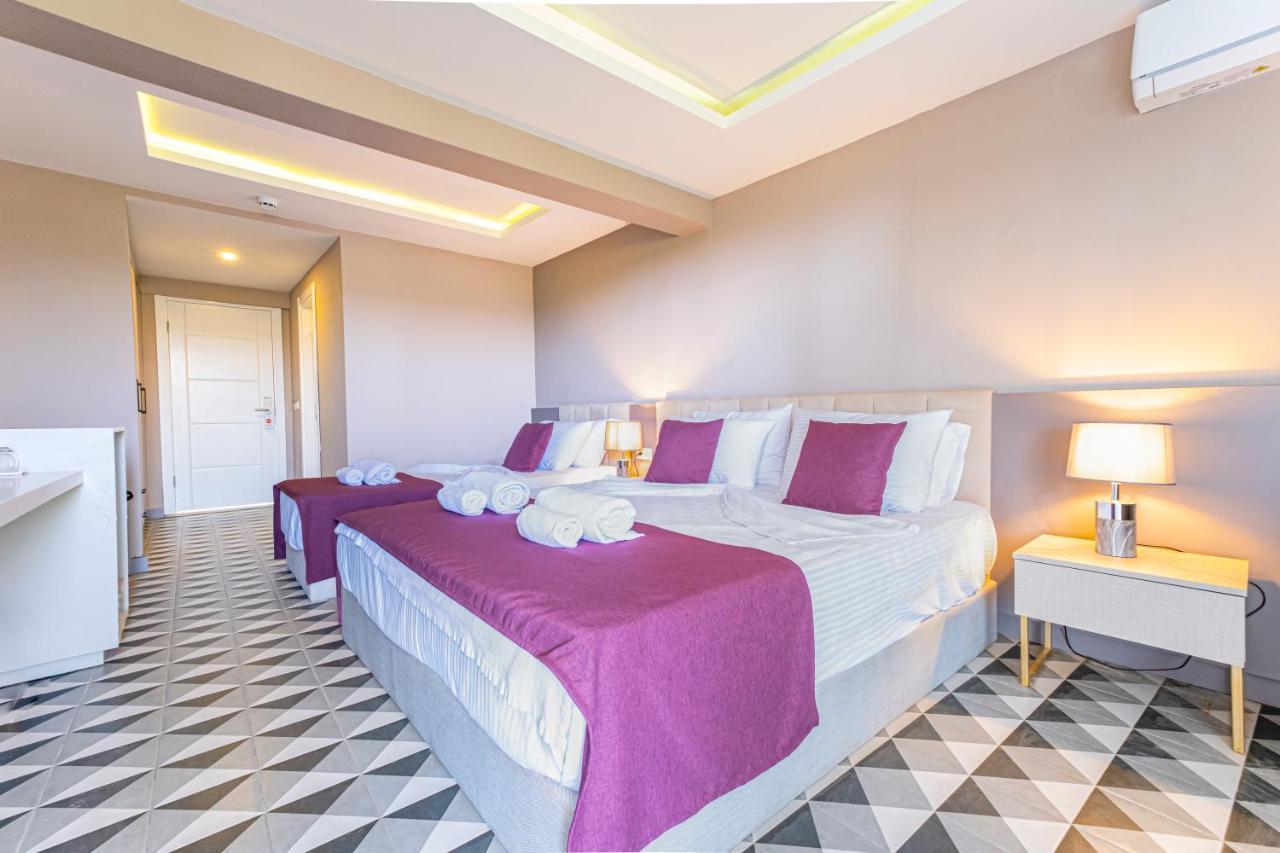 אלאניה Feniks Hotel מראה חיצוני תמונה